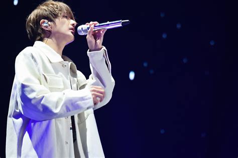 nissy 東京ドーム公演 衣装 gucci|Nissy、4年ぶり東京ドーム公演開催 声出し100％で盛り上げ .